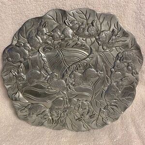 Vintage 1990 Rabbit-Bunny Albert Court Aluminum Silver Wall Decor/Table Trivet